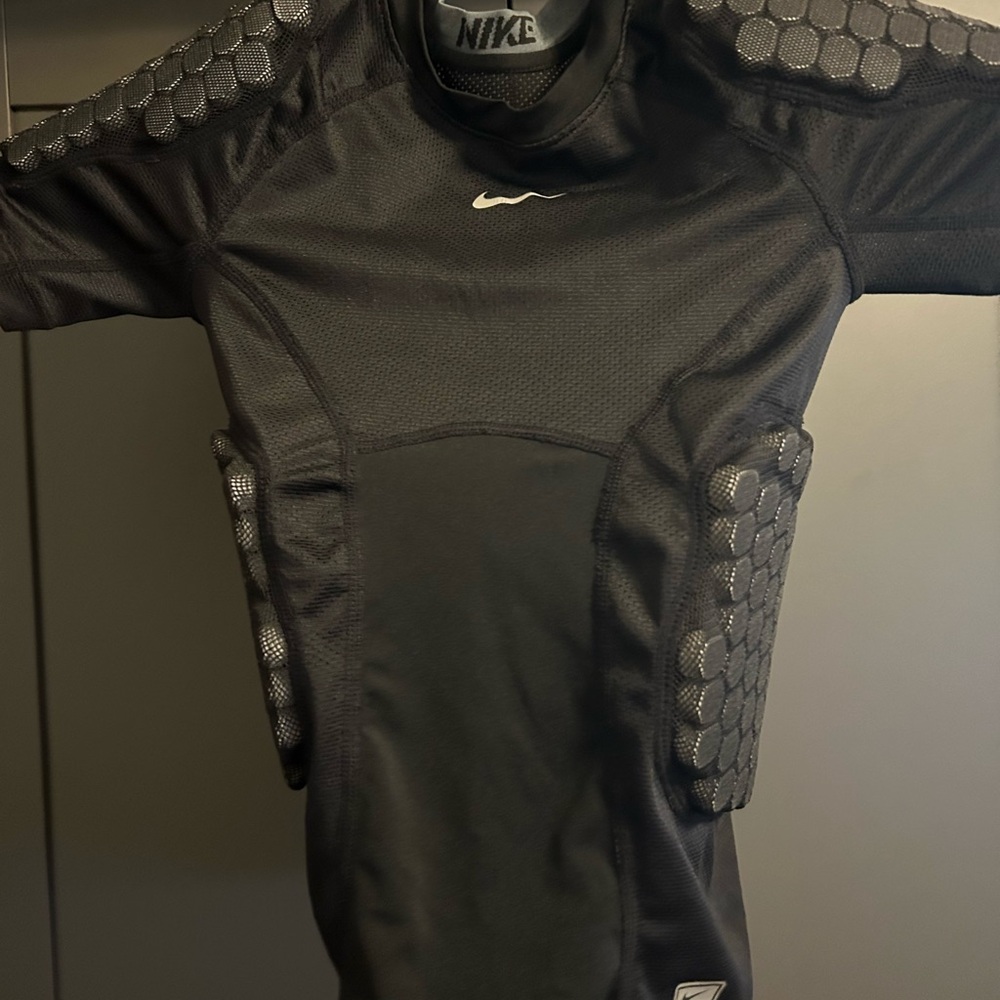 Youth Nike Combat Pro compression shirt Youth Small